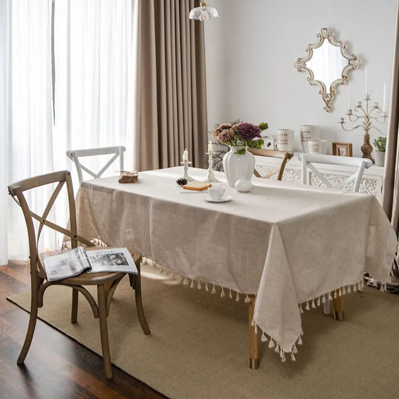 Tischdecke mit Fransen – Naturfarbener Leinenlook