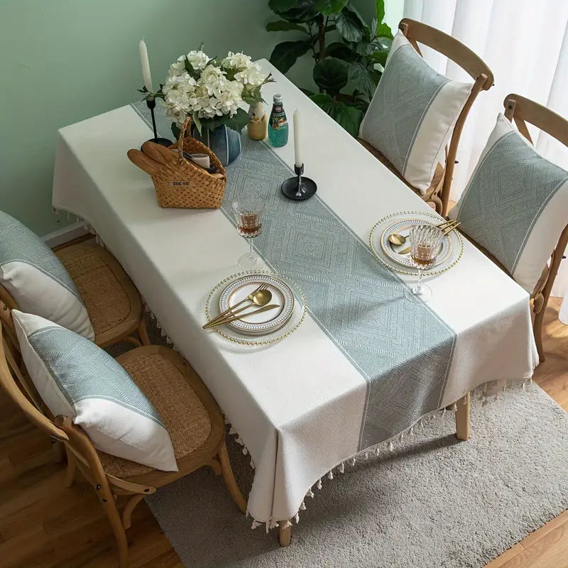 Tischdecke – Creme mit grauem Mittelstreifen und Fransen