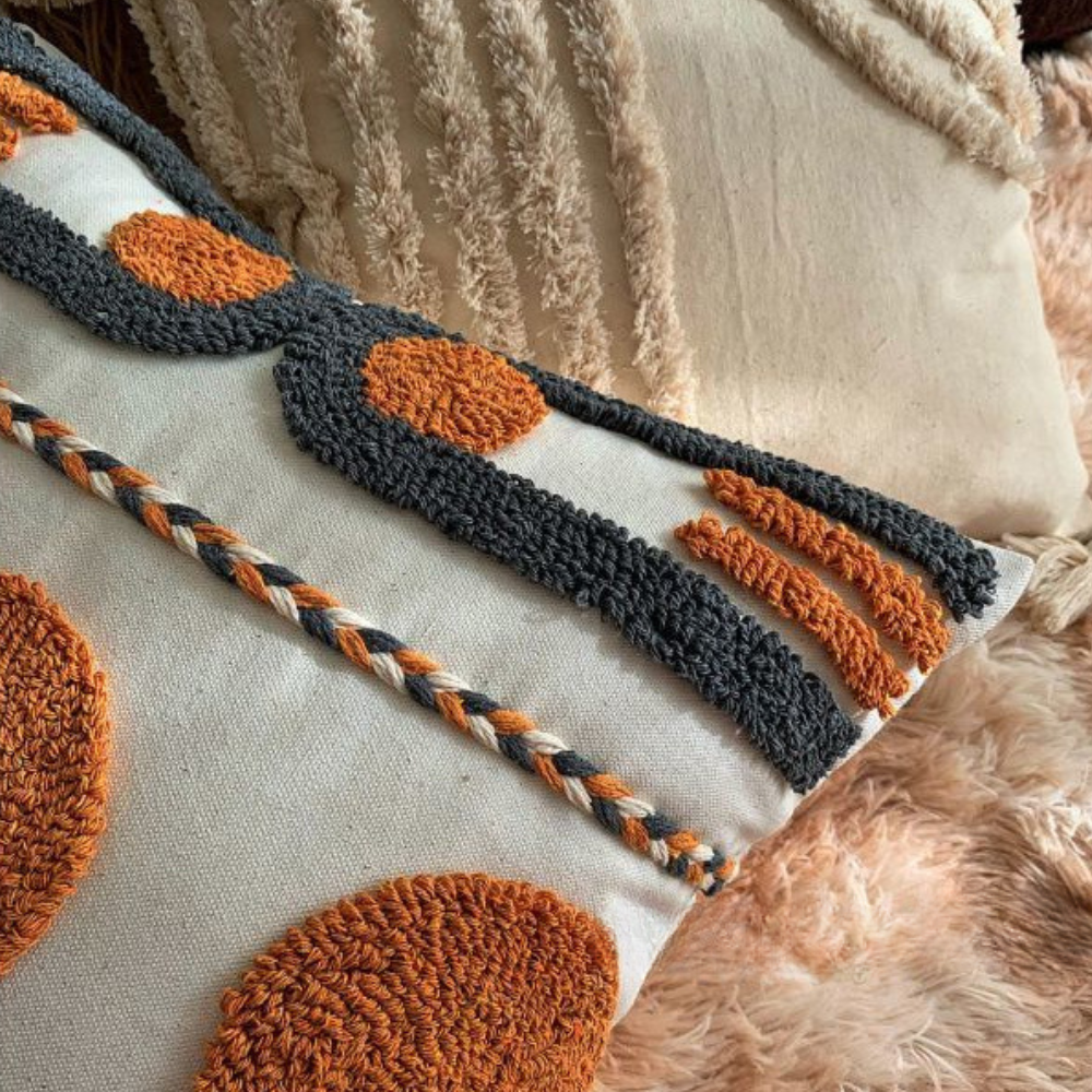 Boho Kissenbezug 45x45 cm – Strukturmuster in Grau und Ocker