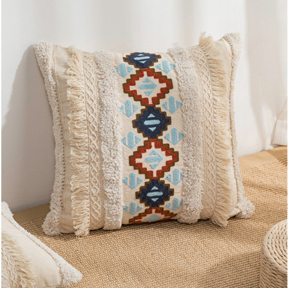 Kissenbezug 45x45 cm – Bestickt mit Fransen und Ethno-Muster