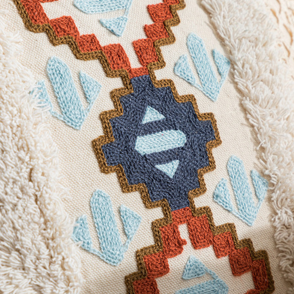 Kissenbezug 45x45 cm – Bestickt mit Fransen und Ethno-Muster