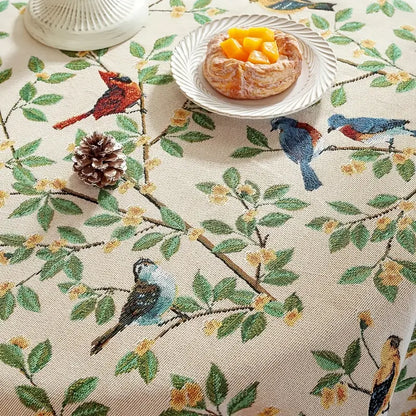 Tischdecke – Beige mit grünem Blätter-Print und Vögeln