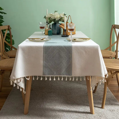 Tischdecke – Creme mit grauem Mittelstreifen und Fransen