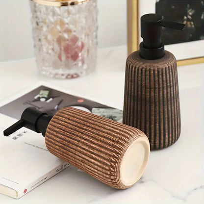 Seifenspender Keramik – Modernes Bad-Accessoire in Braun