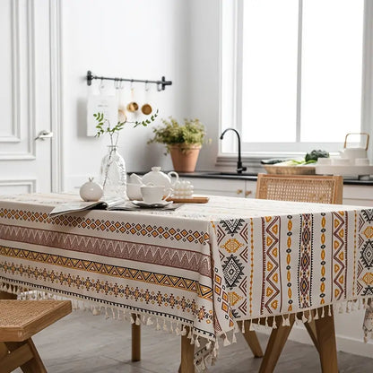 Tischdecke – Ethno-Muster mit Fransen in Beige