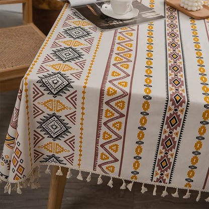Tischdecke – Ethno-Muster mit Fransen in Beige