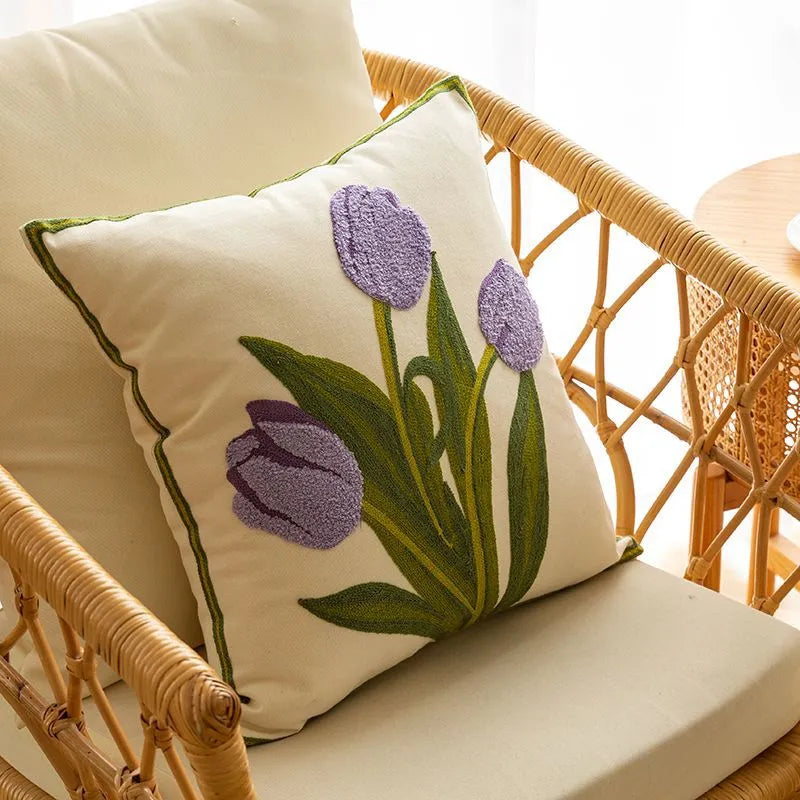 Kissenbezug 45x45 cm – Florale Stickerei mit Tulpenmotiv in Mehrfarbig