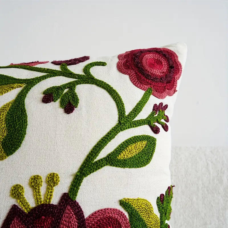 Blumiger Kissenbezug aus Baumwolle – frische Akzente für dein Sofa