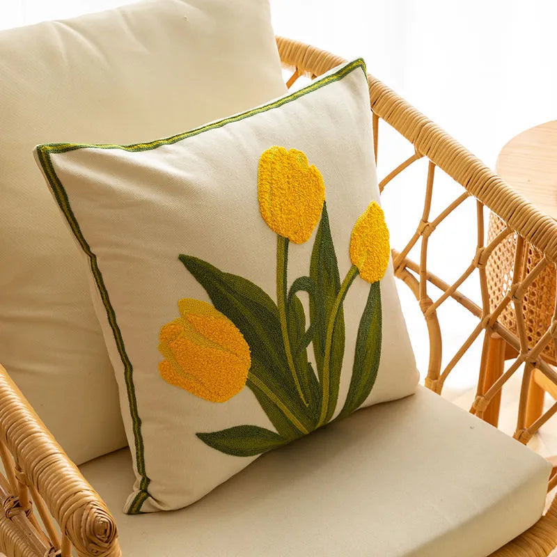 Kissenbezug 45x45 cm – Florale Stickerei mit Tulpenmotiv in Mehrfarbig