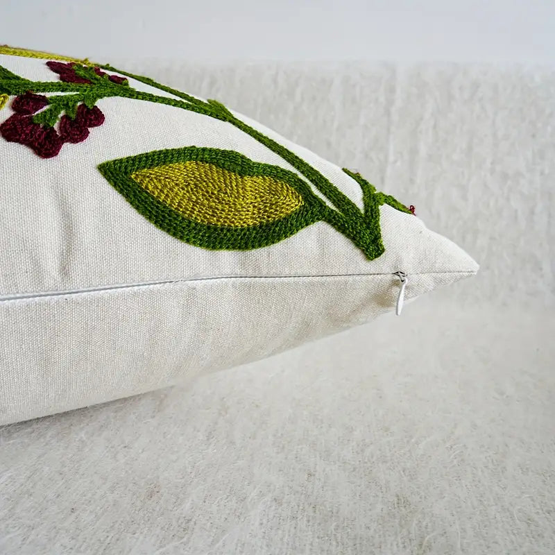 Blumiger Kissenbezug aus Baumwolle – frische Akzente für dein Sofa