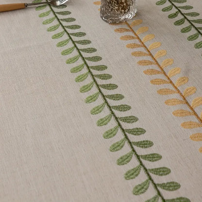 Tischdecke Boho mit Quasten und Blättermuster